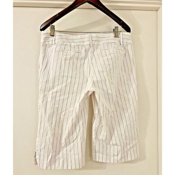 Y2K 90s Woman 11 Vintage CANDIES White Pinstriped Bermuda Shorts Emo Rock Grunge - Picture 2 of 6